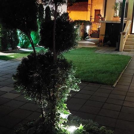 Apartments Sofija Ni Buitenkant foto