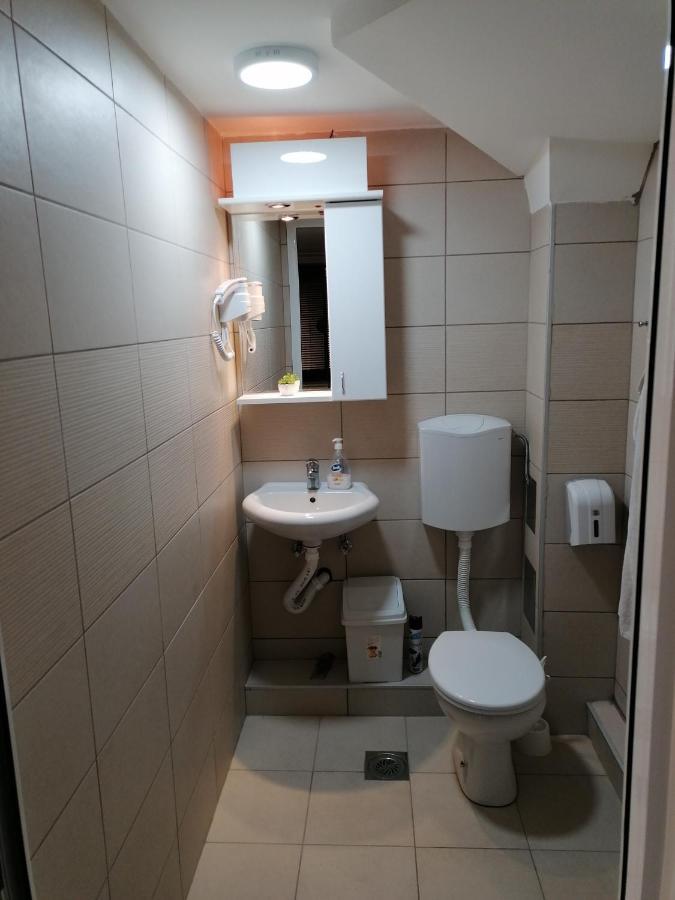 Apartments Sofija Ni Buitenkant foto