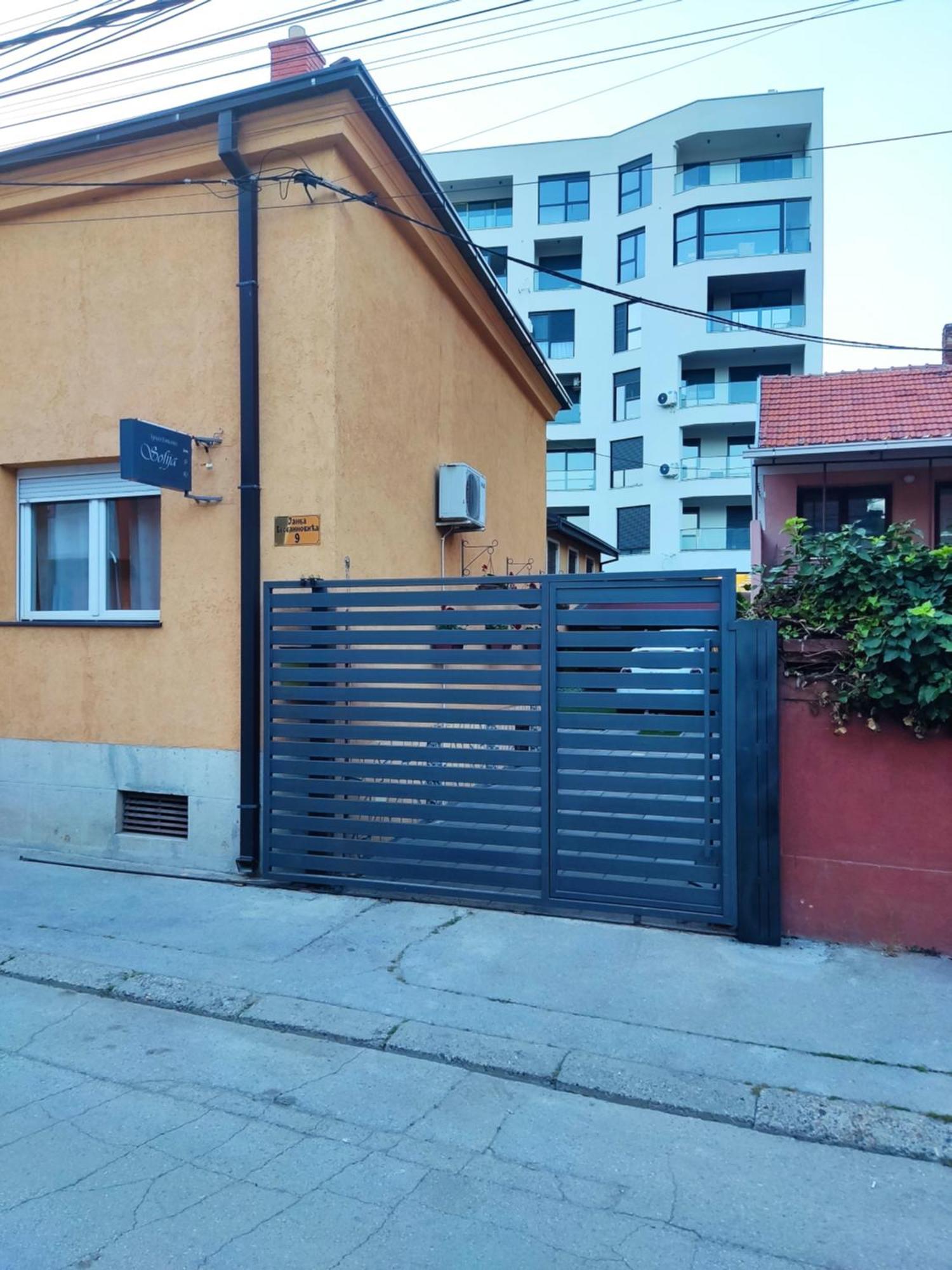 Apartments Sofija Ni Buitenkant foto