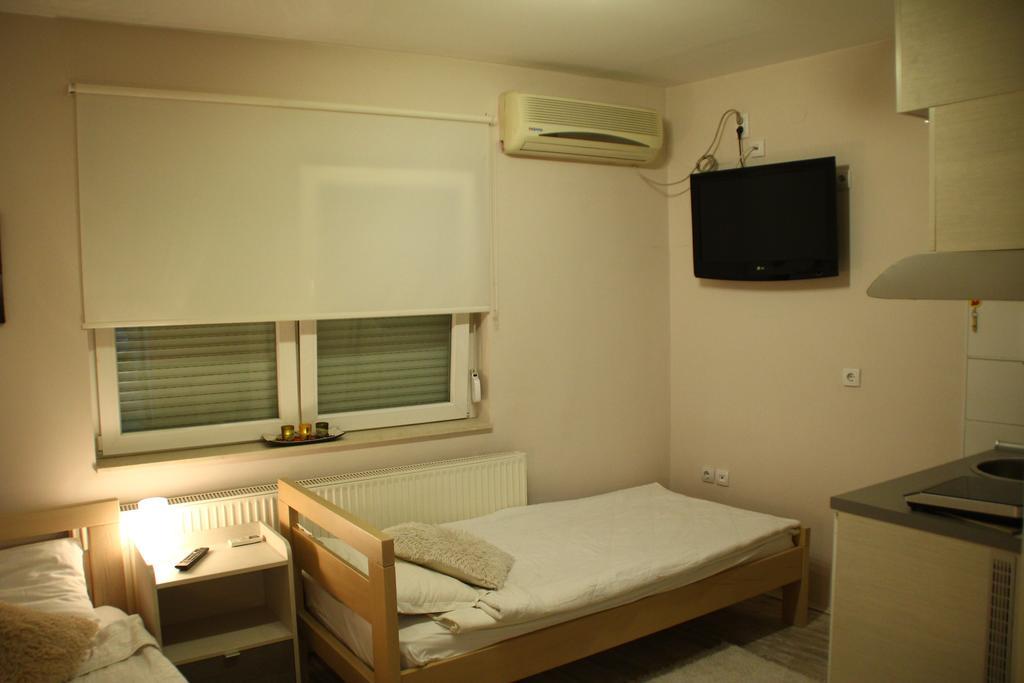 Apartments Sofija Ni Buitenkant foto