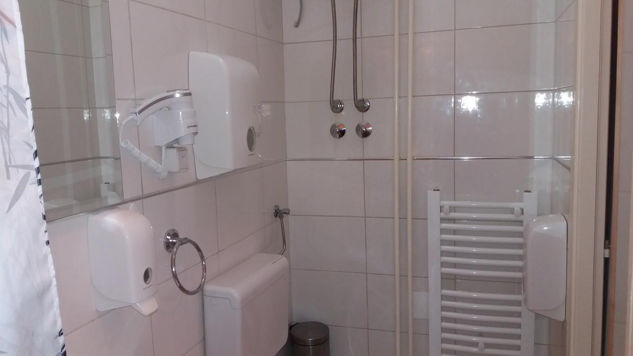 Apartments Sofija Ni Buitenkant foto
